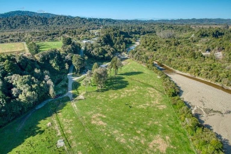 Photo of property in 416 Maori Creek Road, Marsden, Dobson, 7872