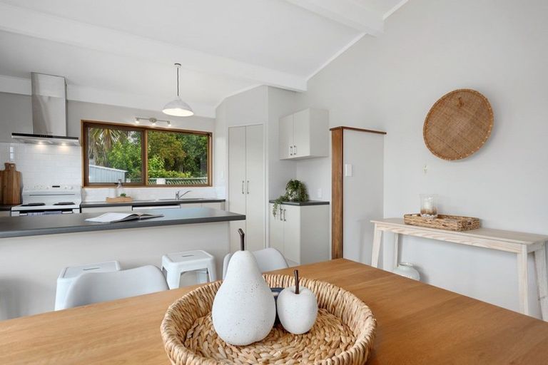 Photo of property in 15 Lorna Place, Brookfield, Tauranga, 3110