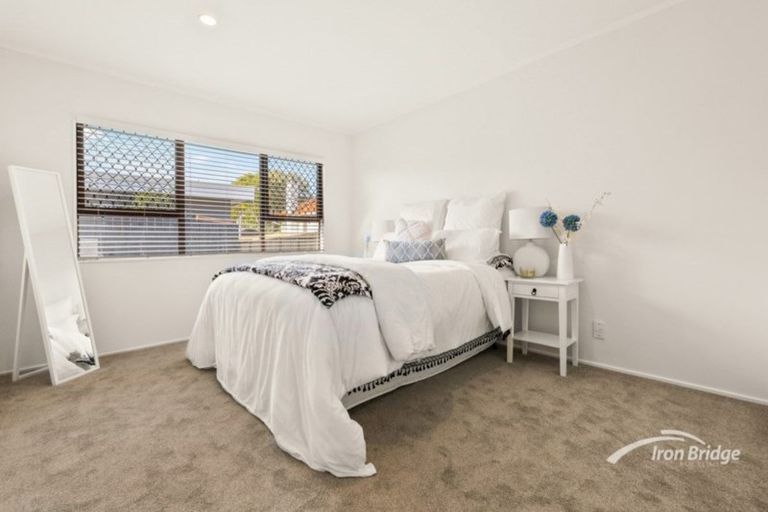 Photo of property in 2/105 Nile Road, Milford, Auckland, 0620