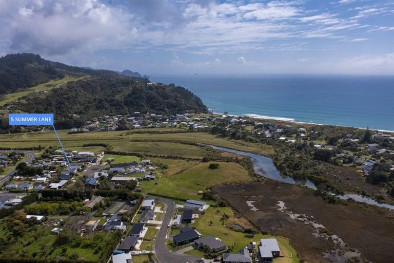 Photo of property in 5 Summer Lane, Tairua, 3508