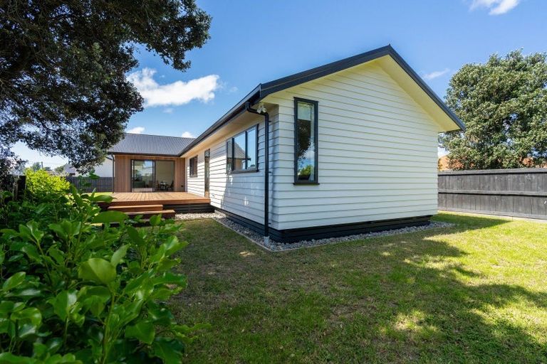 Photo of property in 275d Rangiuru Road, Otaki, 5512