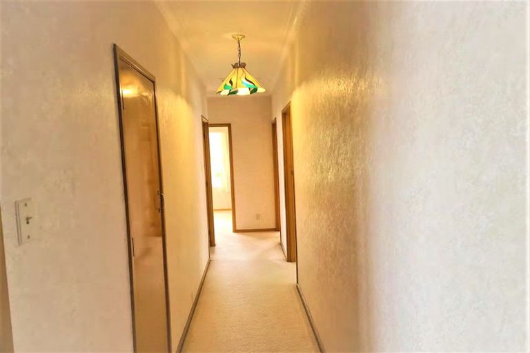 Photo of property in 3 Fowler Street, Northcote, Auckland, 0627