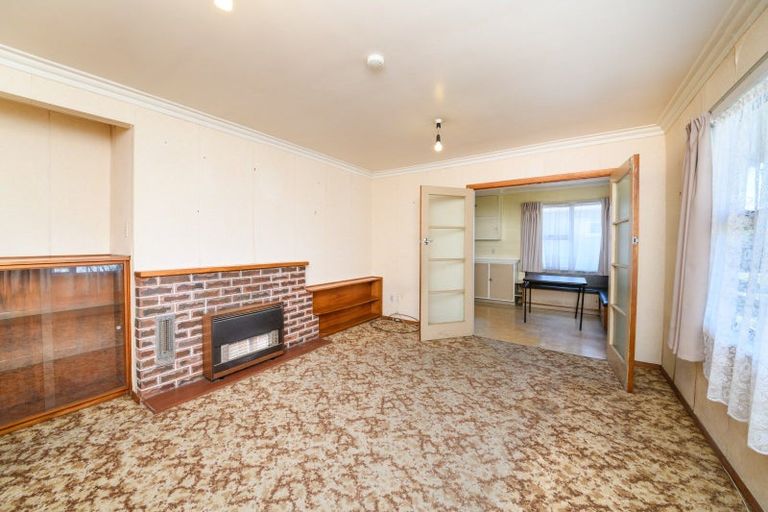 Photo of property in 5 Belvedere Crescent, Takaro, Palmerston North, 4412