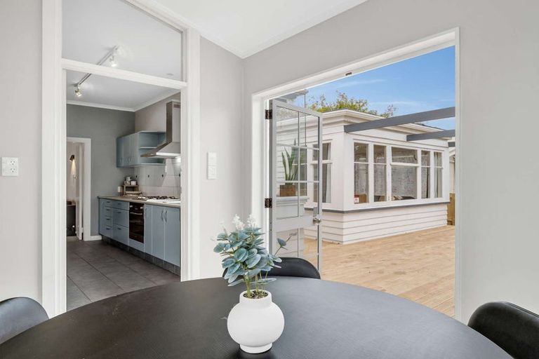 Photo of property in 4 Godwin Crescent, College Estate, Whanganui, 4500