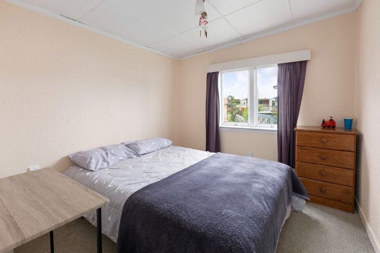 Photo of property in 32 Wallnutt Avenue, Waihi Beach, 3611