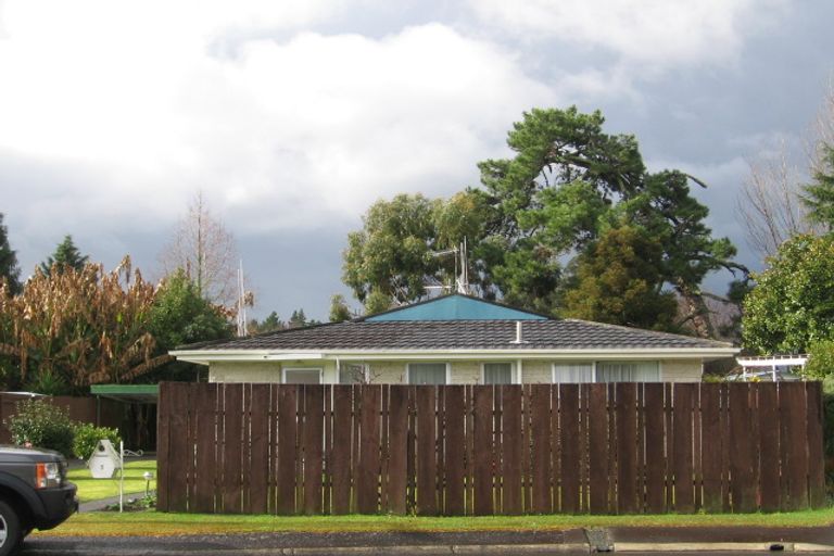 Photo of property in 3 Ansford Place, Bader, Hamilton, 3206