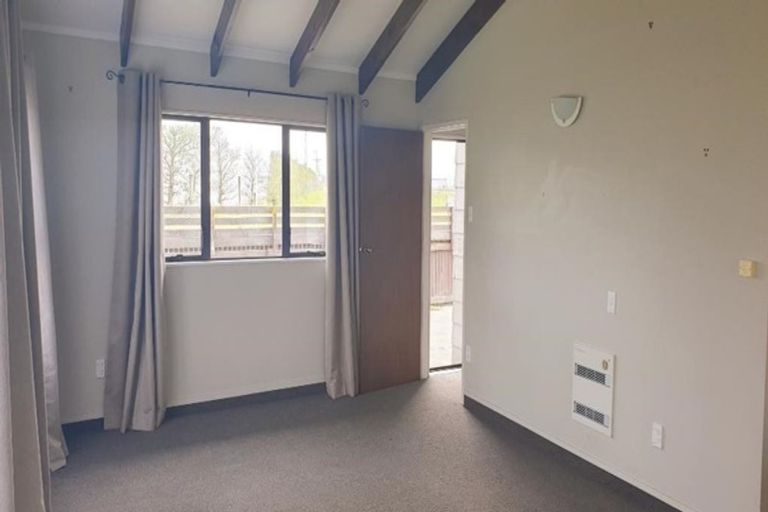 Photo of property in 300 Portsmouth Road, Flaxmere, Hastings, 4120