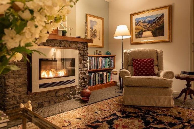 Photo of property in 17 Fairway Oaks Drive, Waikanae Beach, Waikanae, 5036