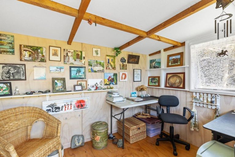 Photo of property in 38 Wairau Road, Oakura, 4314