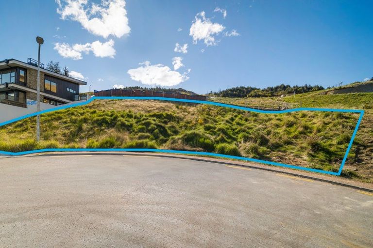 Photo of property in 2 Lynch Lane, Queenstown Hill, 9300