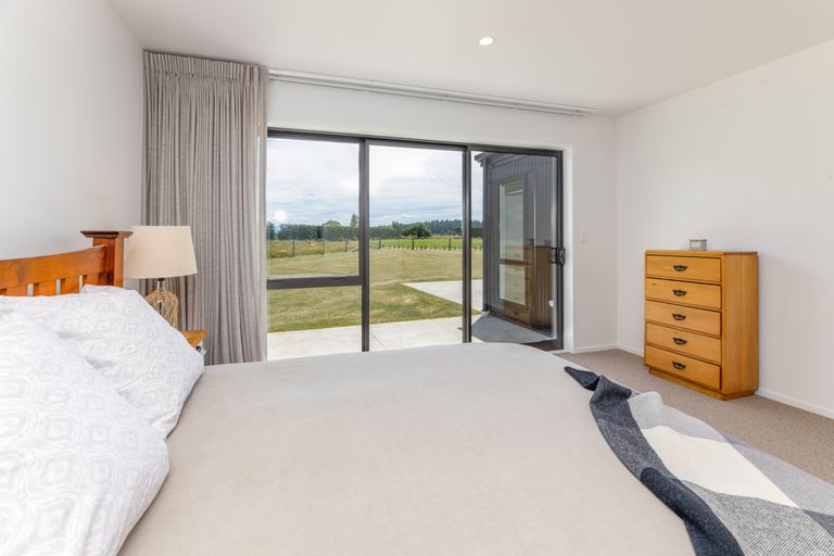 Photo of property in 32 Cridges Road, Darfield, 7510