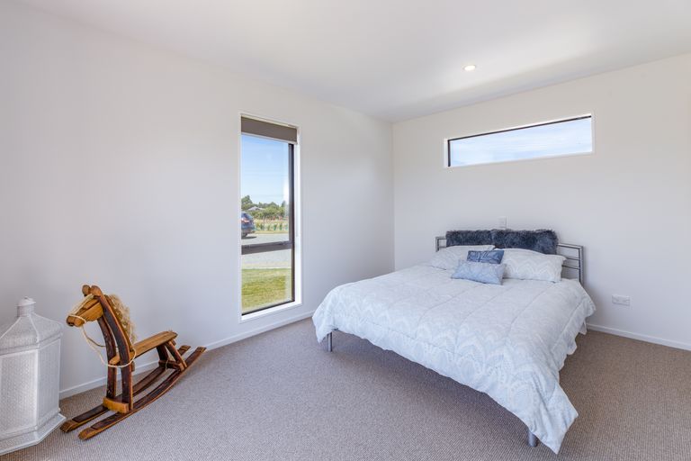 Photo of property in 32 Cridges Road, Darfield, 7510