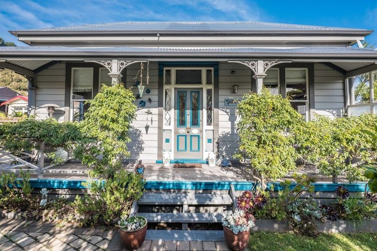 Photo of property in 192 Raumati Road, Raumati Beach, Paraparaumu, 5032