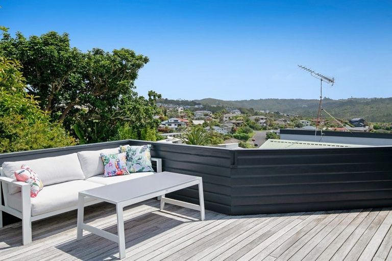 Photo of property in 8 Ngahere Views, Orewa, 0931