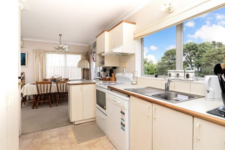 Photo of property in 14 Dunvegan Place, Dinsdale, Hamilton, 3204