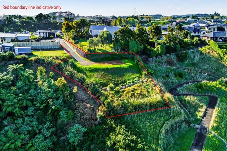 Photo of property in 10 Aderman Place, Hurworth, New Plymouth, 4310