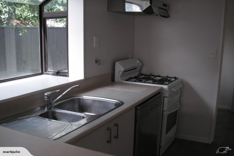 Photo of property in 27 Ihle Street, Terrace End, Palmerston North, 4410