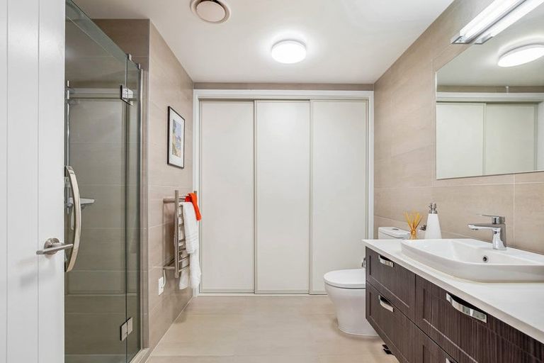 Photo of property in 166 Eaves Bush Parade, Orewa, 0931