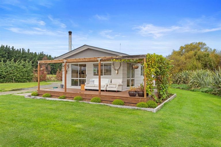 Photo of property in 118 Yaxleys Road, Loburn, Rangiora, 7473