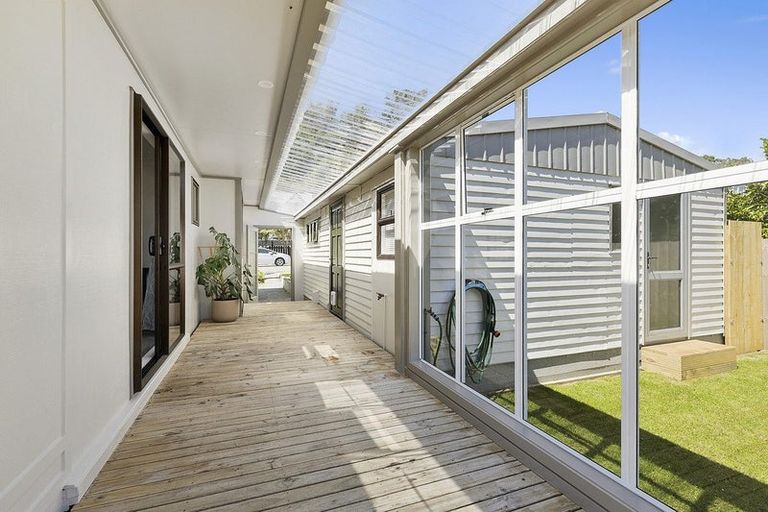 Photo of property in 6 Bobstay Lane, Whitby, Porirua, 5024