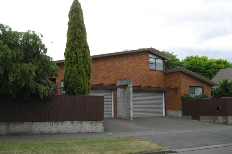 Photo of property in 5a Deepdale Street, Burnside, Christchurch, 8053