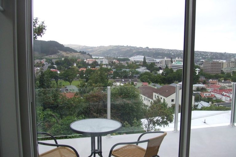 Photo of property in 9b Lachlan Avenue, North Dunedin, Dunedin, 9016