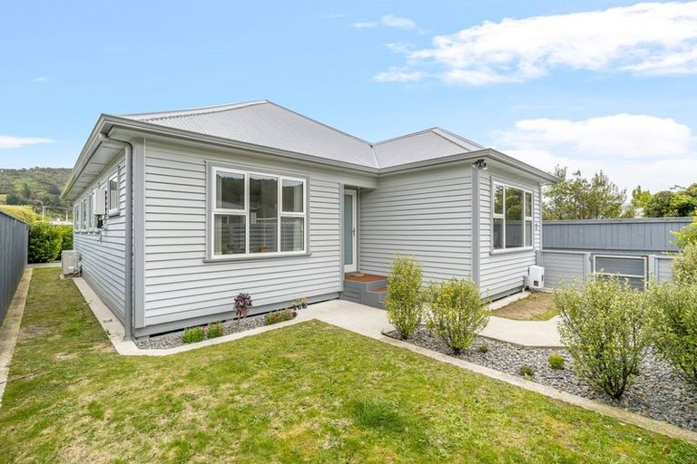 Photo of property in 3c Moohan Street, Wainuiomata, Lower Hutt, 5014