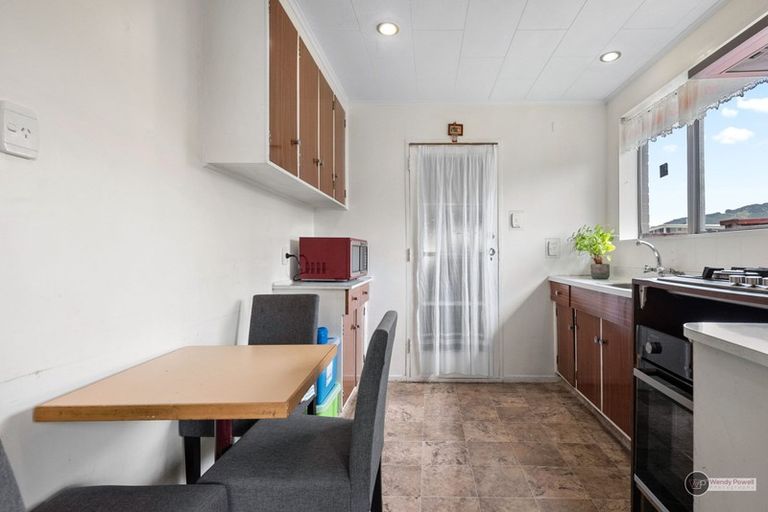 Photo of property in 4/2 Benzie Avenue, Elderslea, Upper Hutt, 5018