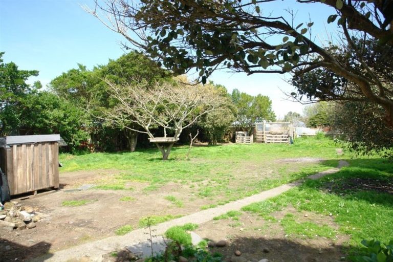 Photo of property in 191 Egmont Street, Patea, 4520