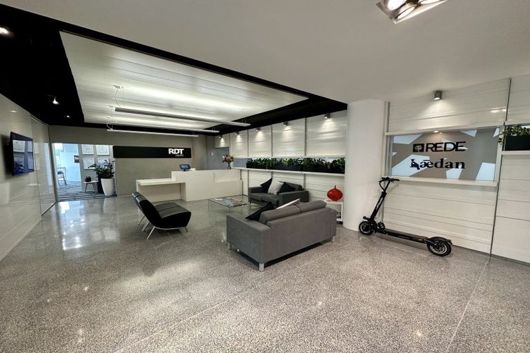 Photo of property in 2 Augustus Terrace, Parnell, Auckland, 1052