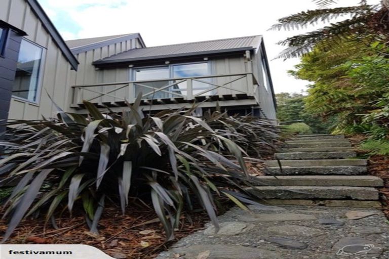 Photo of property in 5 Stanton Crescent, Karoro, Greymouth, 7805