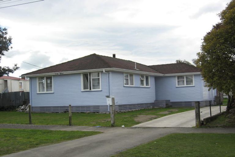 Photo of property in 22 Stuart Crescent, Masterton, 5810