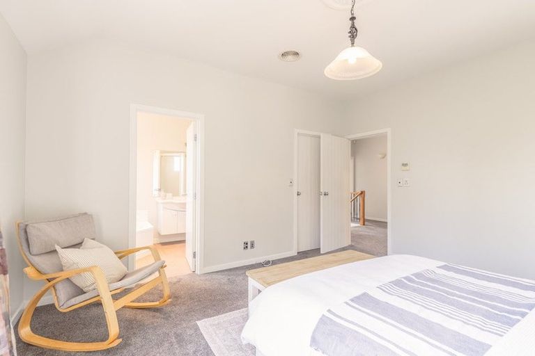 Photo of property in 16 Basil Place, Mount Pleasant, Christchurch, 8081