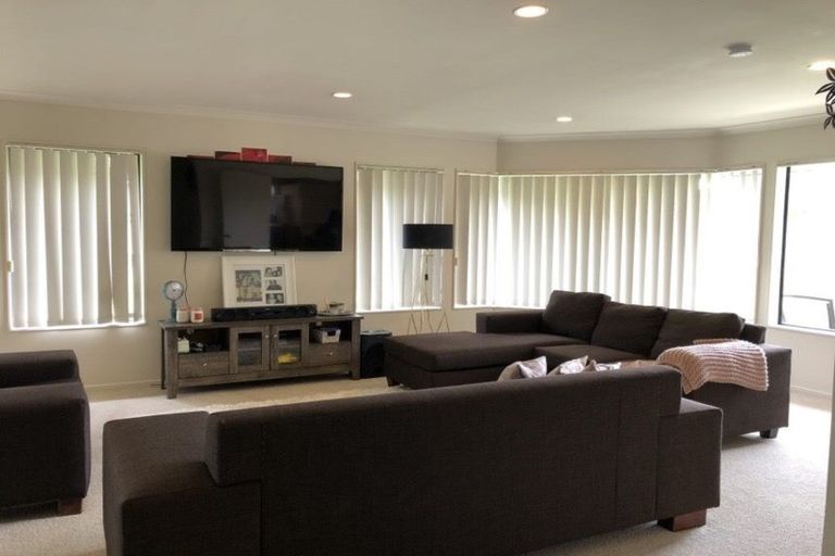 Photo of property in 4 Snave Place, East Tamaki, Auckland, 2013