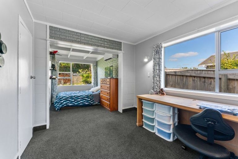 Photo of property in 6 Regents Grove, Richmond Heights, Taupo, 3330