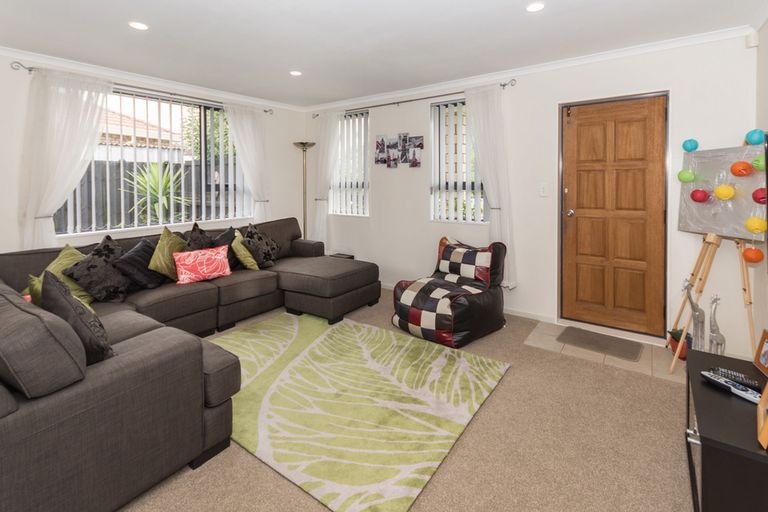 Photo of property in 74 Kaiwaka Road, Waiuku, 2123