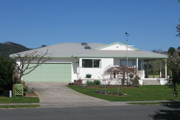 Photo of property in 16 Charles Green Drive, Cooks Beach, Whitianga, 3591