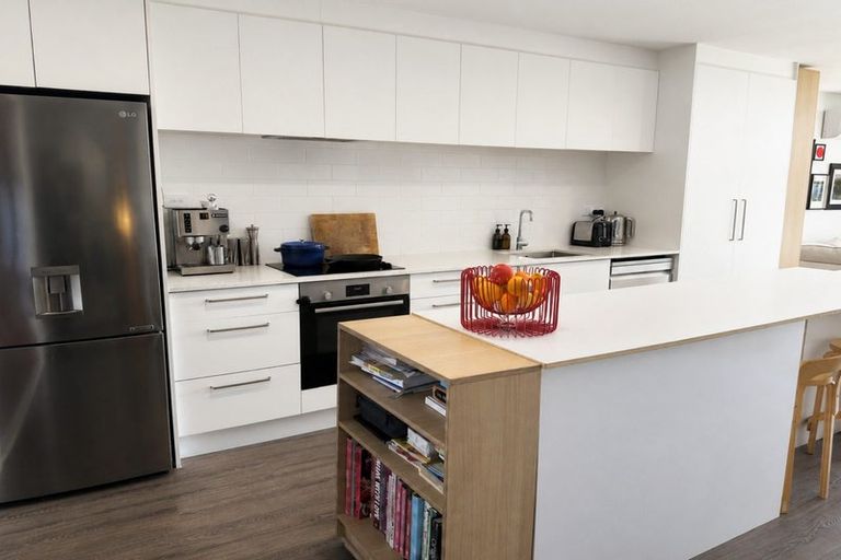 Photo of property in 10 Kaiwawao Lane, Hobsonville, Auckland, 0616