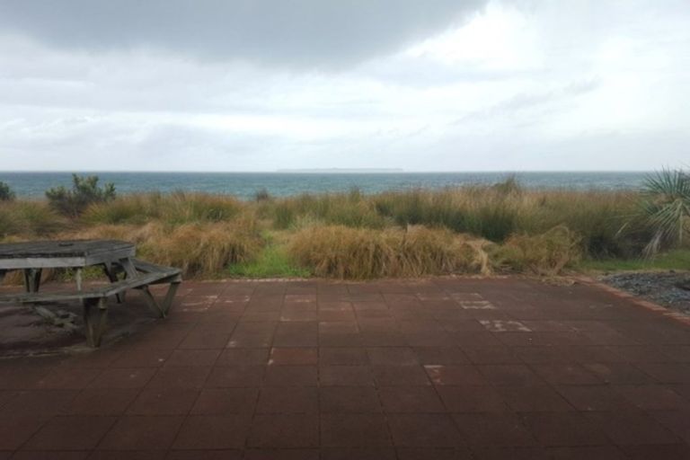 Photo of property in 69 Karewa Parade, Papamoa Beach, Papamoa, 3118