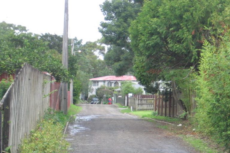 Photo of property in 15 Zodiac Street, Henderson, Auckland, 0610