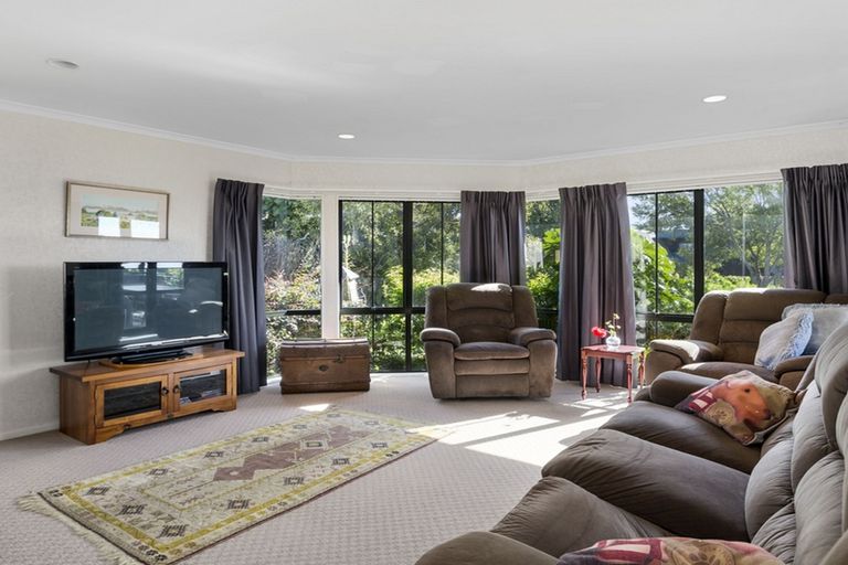 Photo of property in 1 Kochia Avenue, Pyes Pa, Tauranga, 3112