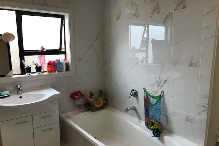 Photo of property in 517 Whangaparaoa Road, Stanmore Bay, Whangaparaoa, 0932