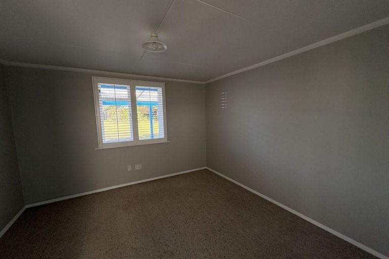 Photo of property in 563 Waitarere Beach Road, Waitarere Beach, Levin, 5510