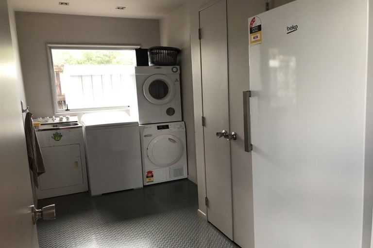 Photo of property in 77a Fox Street, Hamilton East, Hamilton, 3216