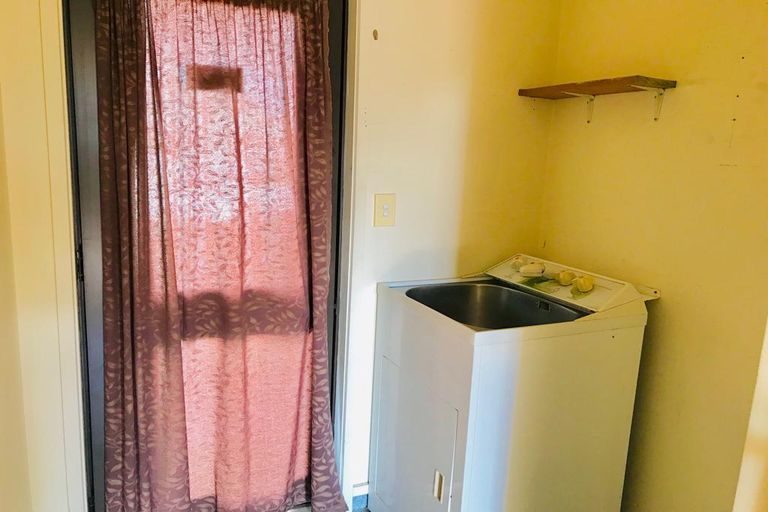 Photo of property in 2/29 Aeronautic Road, Takanini, 2112