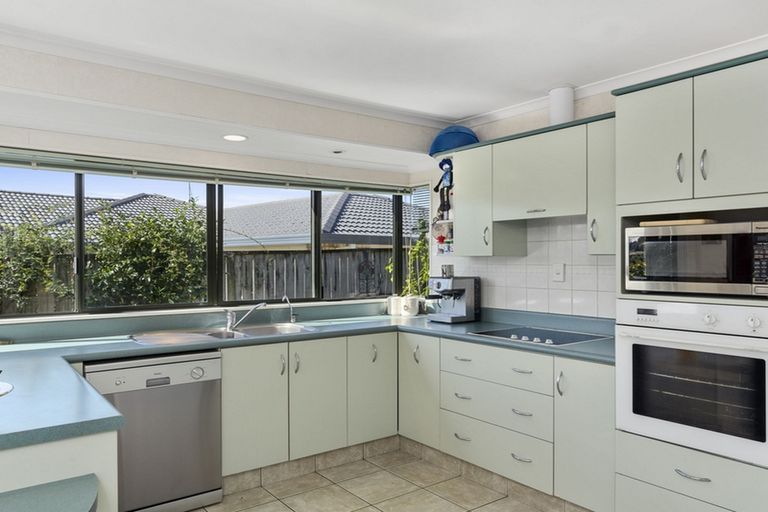 Photo of property in 1 Kochia Avenue, Pyes Pa, Tauranga, 3112