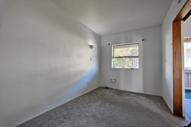 Photo of property in Melksham Towers, 303/131 Brougham Street, Mount Victoria, Wellington, 6011