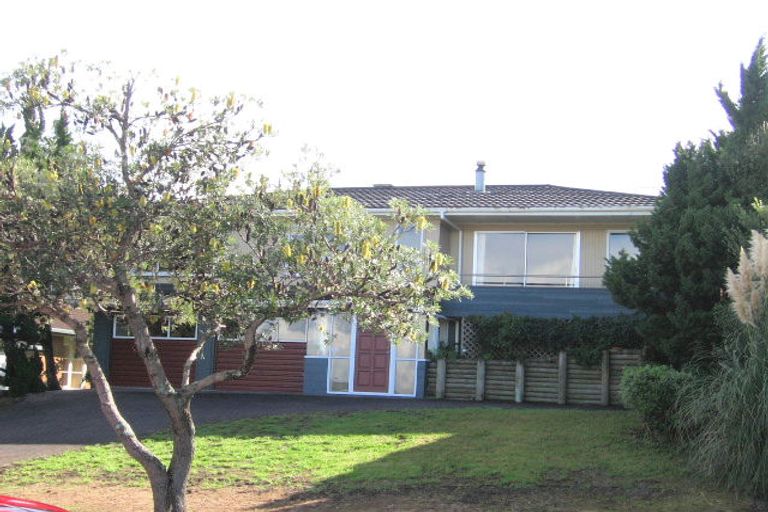 Photo of property in 137 Clovelly Road, Bucklands Beach, Auckland, 2012