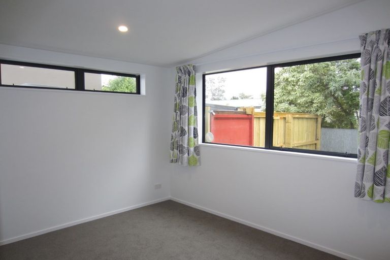 Photo of property in 2/477 Barbadoes Street, Edgeware, Christchurch, 8013