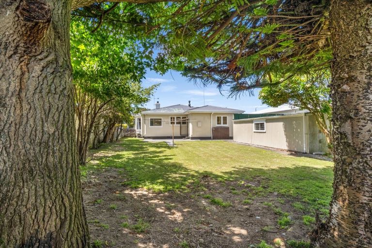Photo of property in 48 Wood Street, Takaro, Palmerston North, 4410